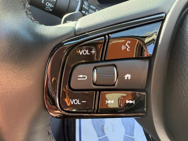 ヴェゼル ｅ：ＨＥＶＺ　無限スタイリングセット・外マフラー・ワンオーナー・ドラレコ・障害物センサー・純ナビＴＶ・Ｂｌｕｅｔｏｏｔｈ・ホンダコネクト・マルチビューカメラ・ＥＴＣ・デュアルＡＡＣ・ＡＷ　衝突回避支援ブレーキ機能（43枚目）