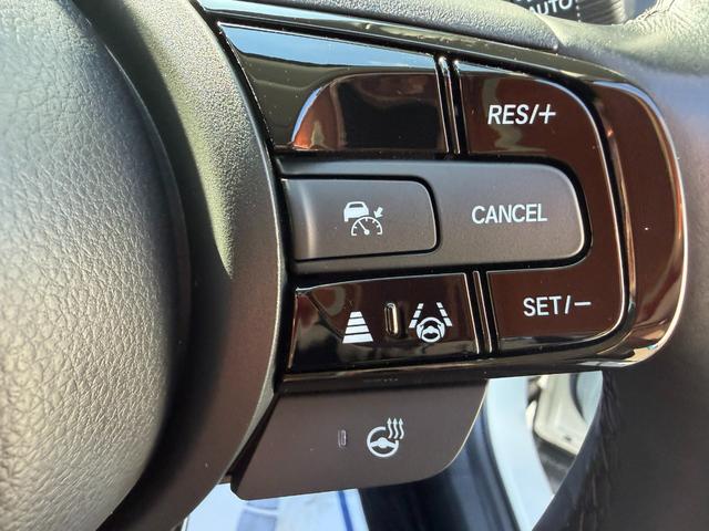 ヴェゼル ｅ：ＨＥＶＺ　無限スタイリングセット・外マフラー・ワンオーナー・ドラレコ・障害物センサー・純ナビＴＶ・Ｂｌｕｅｔｏｏｔｈ・ホンダコネクト・マルチビューカメラ・ＥＴＣ・デュアルＡＡＣ・ＡＷ　衝突回避支援ブレーキ機能（44枚目）