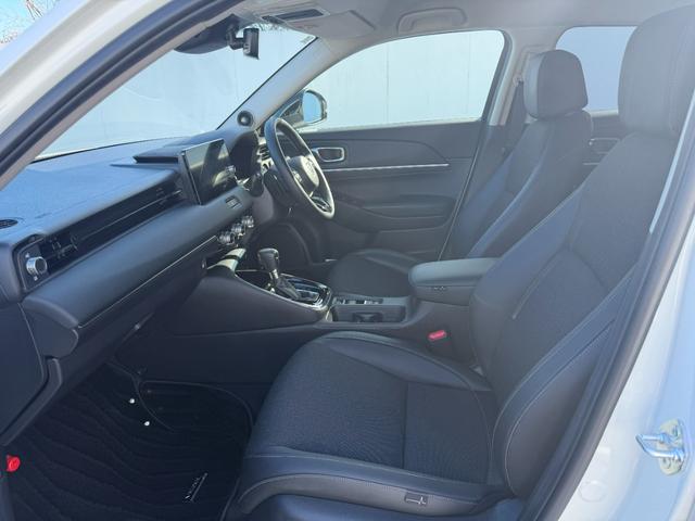 ヴェゼル ｅ：ＨＥＶＺ　無限スタイリングセット・外マフラー・ワンオーナー・ドラレコ・障害物センサー・純ナビＴＶ・Ｂｌｕｅｔｏｏｔｈ・ホンダコネクト・マルチビューカメラ・ＥＴＣ・デュアルＡＡＣ・ＡＷ　衝突回避支援ブレーキ機能（57枚目）