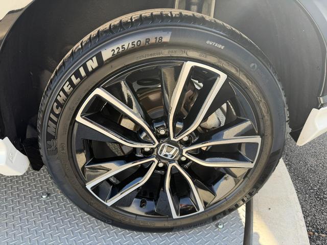 ヴェゼル ｅ：ＨＥＶＺ　無限スタイリングセット・外マフラー・ワンオーナー・ドラレコ・障害物センサー・純ナビＴＶ・Ｂｌｕｅｔｏｏｔｈ・ホンダコネクト・マルチビューカメラ・ＥＴＣ・デュアルＡＡＣ・ＡＷ　衝突回避支援ブレーキ機能（67枚目）