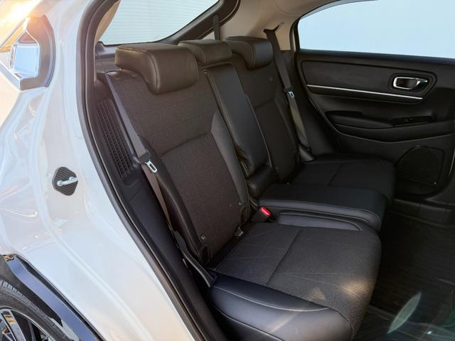 ヴェゼル e:HEVZ ドラレコ・障害物センサー・純ナビTV・Bluetooth・ホンダコネクト・LED・オートハイビーム・パドルシフト・AW 衝突回避支援ブレーキ機能 1オナ スマキ フルオートエアコン Dレコ エアバッグ(40枚目)