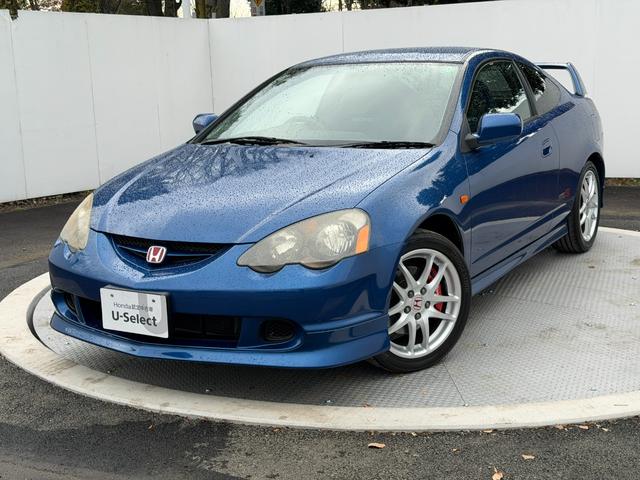 インテグラ タイプＲ　６ＭＴ・ワンオーナー・ＨＩＤ・ＥＴＣ・ＡＷ　ワンオーナー車　パワーステアリング　パワーウィンドウ　オートエアコン　助手席エアバッグ　運転席エアバッグ　ＡＢＳ　記録簿（4枚目）