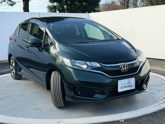 フィットハイブリッド Ｆコンフォートエディション　ＨｏｎｄａＳＥＮＳＩＮＧ・シートヒーター・ドラレコ・７インチ純ナビ・Ｂｌｕｅｔｏｏｔｈ・ＥＴＣ・ＬＥＤ　衝突軽減ブレーキ　セキュリティアラーム　ＵＳＢ接続　スマキー　クルーズコントロール　ＥＴＣ車載器（6枚目）