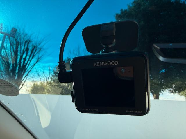 フィットハイブリッド Ｆコンフォートエディション　ＨｏｎｄａＳＥＮＳＩＮＧ・シートヒーター・ドラレコ・７インチ純ナビ・Ｂｌｕｅｔｏｏｔｈ・ＥＴＣ・ＬＥＤ　衝突軽減ブレーキ　セキュリティアラーム　ＵＳＢ接続　スマキー　クルーズコントロール　ＥＴＣ車載器（19枚目）