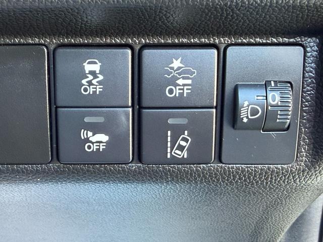 フィットハイブリッド Ｆコンフォートエディション　ＨｏｎｄａＳＥＮＳＩＮＧ・シートヒーター・ドラレコ・７インチ純ナビ・Ｂｌｕｅｔｏｏｔｈ・ＥＴＣ・ＬＥＤ　衝突軽減ブレーキ　セキュリティアラーム　ＵＳＢ接続　スマキー　クルーズコントロール　ＥＴＣ車載器（39枚目）