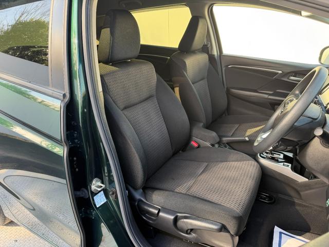 フィットハイブリッド Ｆコンフォートエディション　ＨｏｎｄａＳＥＮＳＩＮＧ・シートヒーター・ドラレコ・７インチ純ナビ・Ｂｌｕｅｔｏｏｔｈ・ＥＴＣ・ＬＥＤ　衝突軽減ブレーキ　セキュリティアラーム　ＵＳＢ接続　スマキー　クルーズコントロール　ＥＴＣ車載器（42枚目）