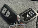 e:HEVホーム 4WD・禁煙・ワンオーナー・ドラレコ・障害物センサー・7インチ純ナビTV・Bluetooth・ホンダコネクト・Rカメラ・ETC・LED・オートハイビーム・純AW リヤカメラ VSA 前後ソナー(22枚目)