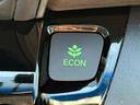 ハイブリッド・Ｇホンダセンシング　禁煙・ワンオーナー・ドラレコ・９インチ純ナビＴＶ・Ｂｌｕｅｔｏｏｔｈ・インターナビ・Ｒカメラ・ＥＴＣ・両パワスラ・スマートキー・ＬＥＤ　軽減ブレーキ　キーフリーシステム　１オ－ナ－　記録簿　ＥＣＯＮ（49枚目）