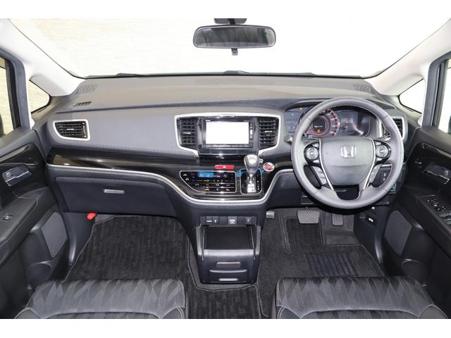 オデッセイ アブソルート・ＥＸホンダセンシング　純ナビ　全周囲カメラ　両パワスラ　純アルミ　Ｒエアコン　ブラインドスポットモニター　フルセグテレビ　３６０°カメラ　横滑り防止装置　コーナーセンサー　シ－トヒ－タ－　Ｐシート　軽減ブレーキ　ナビ＆ＴＶ（5枚目）