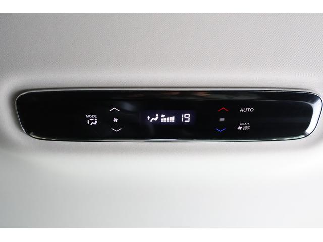 オデッセイ アブソルート・ＥＸホンダセンシング　純ナビ　全周囲カメラ　両パワスラ　純アルミ　Ｒエアコン　ブラインドスポットモニター　フルセグテレビ　３６０°カメラ　横滑り防止装置　コーナーセンサー　シ－トヒ－タ－　Ｐシート　軽減ブレーキ　ナビ＆ＴＶ（15枚目）