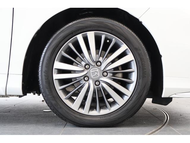 オデッセイ アブソルート・ＥＸホンダセンシング　純ナビ　全周囲カメラ　両パワスラ　純アルミ　Ｒエアコン　ブラインドスポットモニター　フルセグテレビ　３６０°カメラ　横滑り防止装置　コーナーセンサー　シ－トヒ－タ－　Ｐシート　軽減ブレーキ　ナビ＆ＴＶ（31枚目）