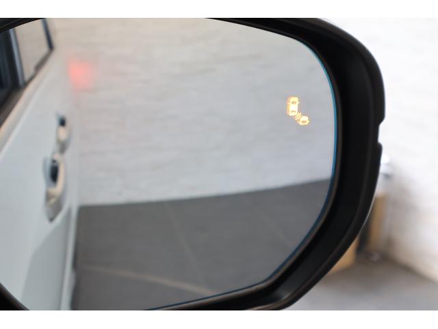 オデッセイ アブソルート・ＥＸホンダセンシング　純ナビ　全周囲カメラ　両パワスラ　純アルミ　Ｒエアコン　ブラインドスポットモニター　フルセグテレビ　３６０°カメラ　横滑り防止装置　コーナーセンサー　シ－トヒ－タ－　Ｐシート　軽減ブレーキ　ナビ＆ＴＶ（33枚目）