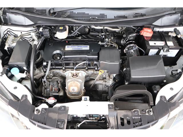 オデッセイ アブソルート・ＥＸホンダセンシング　純ナビ　全周囲カメラ　両パワスラ　純アルミ　Ｒエアコン　ブラインドスポットモニター　フルセグテレビ　３６０°カメラ　横滑り防止装置　コーナーセンサー　シ－トヒ－タ－　Ｐシート　軽減ブレーキ　ナビ＆ＴＶ（35枚目）