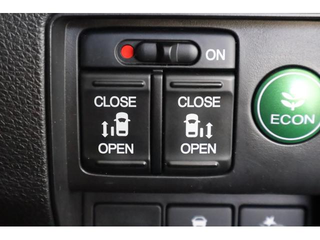 オデッセイハイブリッド ハイブリッドアブソルート・ホンダセンシングEXパック 純正ナビ BTA マルチビュー ETC 360°カメラ 両側自動スライドドア 盗難防止 キーレス サイドエアバッグ DVD再生可 VSA オートクルーズコントロール スマキー リアエアコン 3列シート(10枚目)