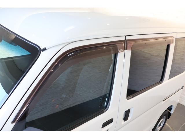 ハイゼットカーゴ DXSAIII オーディオ LEDヘッドライト アイスト ヘッドライトLED 横滑防止装置 オートエアコン キ-レス 記録簿あり デュアルエアバッグ エコアイドル セキュリティ 前席パワーウィンドウ 運転席エアバッグ(24枚目)