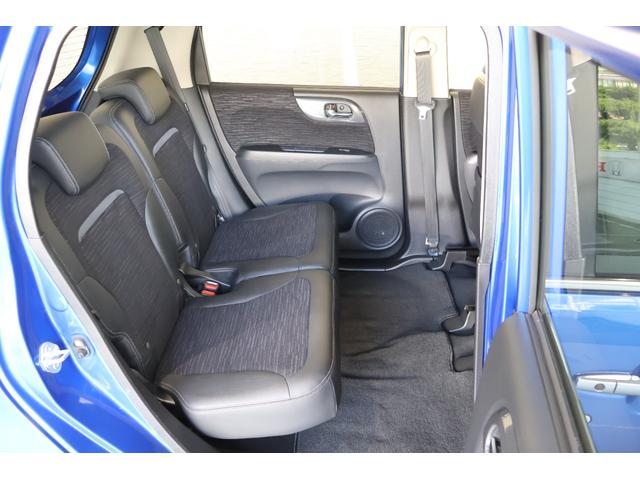 N-ONE プレミアムツアラー・ローダウン 純正ナビ Bカメラ ETC クルコン スマ-トキ- ベンチシ-ト ナビTV 地デジTV 横滑り防止機能 ターボモデル AAC DVD ABS 整備記録簿 Rカメラ オートクルーズコントロール WSRS(13枚目)