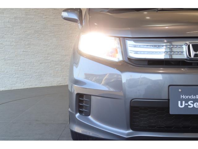 フリードスパイクハイブリッド ジャストセレクション 純正ナビ 左側パワスラ Bカメ Sキー キーフリー セキュリティーアラーム 横滑り防止機能 DVD視聴 後カメラ ワンセグTV ナビTV エアコン 記録簿 フルフラットシート 両側スライド片側電動(19枚目)