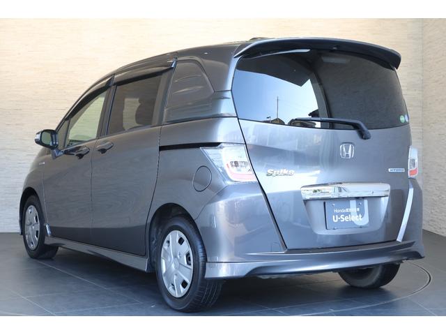 フリードスパイクハイブリッド ジャストセレクション 純正ナビ 左側パワスラ Bカメ Sキー キーフリー セキュリティーアラーム 横滑り防止機能 DVD視聴 後カメラ ワンセグTV ナビTV エアコン 記録簿 フルフラットシート 両側スライド片側電動(25枚目)