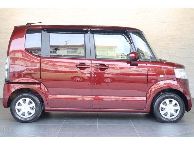 このお車はホンダ純正光脱臭・抗菌加工を納車前に致します。光触媒消臭は光触媒と銀イオンにより消臭とウイルス除菌や抗菌効果のダブル効果で車内を快適に保ちます。