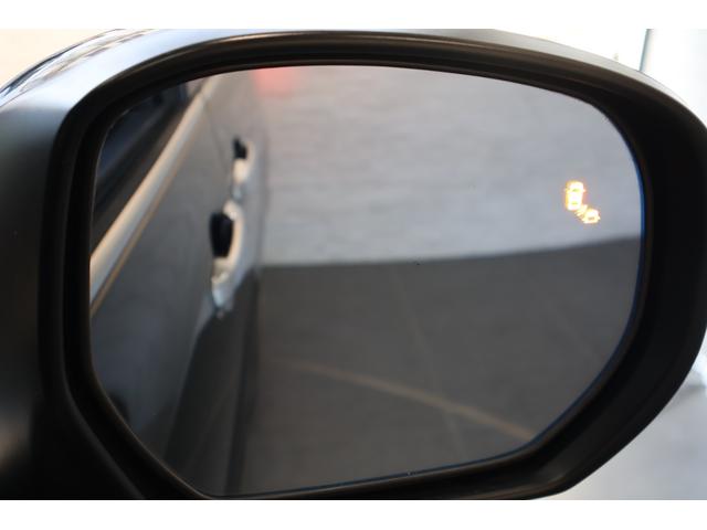 オデッセイ アブソルート・ＥＸ　純ナビ　Ｐシート　全周囲カメラ　両パワスラ　純アルミ　パーキングサポート　シ－トヒ－タ－　バックモニター　ＷＡＣ　フロントカメラ　スマ－トキ－　セキュリティーアラーム　３列シート　ＤＶＤ再生　エアコン（5枚目）