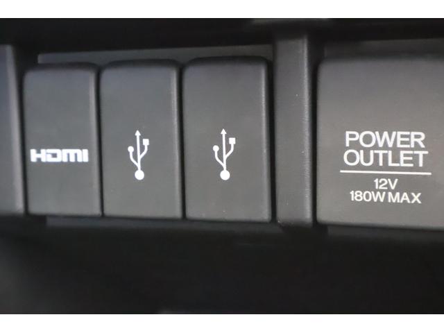 オデッセイ アブソルート・ＥＸ　純ナビ　Ｐシート　全周囲カメラ　両パワスラ　純アルミ　パーキングサポート　シ－トヒ－タ－　バックモニター　ＷＡＣ　フロントカメラ　スマ－トキ－　セキュリティーアラーム　３列シート　ＤＶＤ再生　エアコン（12枚目）