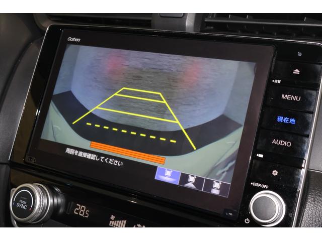 バックカメラが装備されており、後方の安全確認はもちろんのこと狭い場所での駐車や雨の日・夜間など視界の悪いコンディションでのストレスの軽減にもなります！