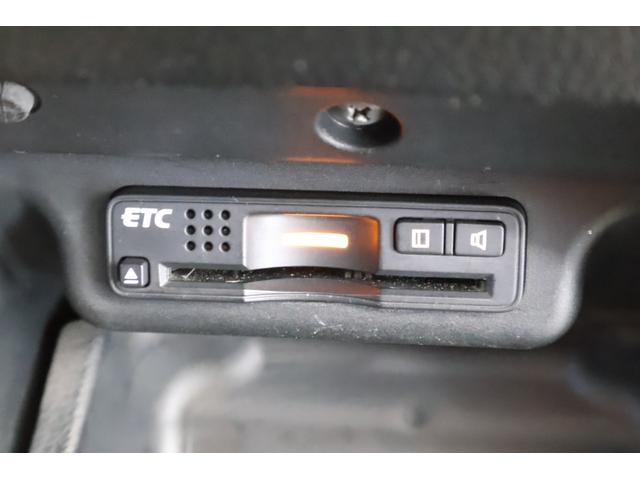 オデッセイ Ｍエアロパッケージ　純ナビ　後席モニター　純アルミ　ＥＴＣ　キーフリー　パーキングセンサー　点検記録簿　ＵＳＢ入力　地デジフルセグ　バックカメ　横滑り防止装置　パワーウィンドウ　フルオートエアコン　ドライブレコーダー（11枚目）