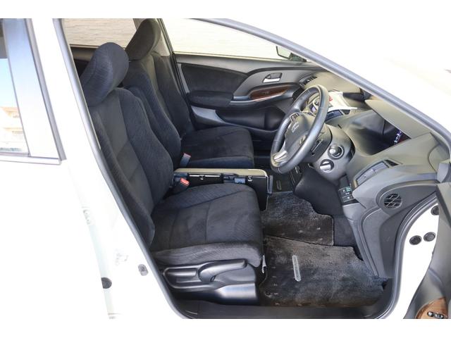 オデッセイ Ｍエアロパッケージ　純ナビ　後席モニター　純アルミ　ＥＴＣ　キーフリー　パーキングセンサー　点検記録簿　ＵＳＢ入力　地デジフルセグ　バックカメ　横滑り防止装置　パワーウィンドウ　フルオートエアコン　ドライブレコーダー（14枚目）