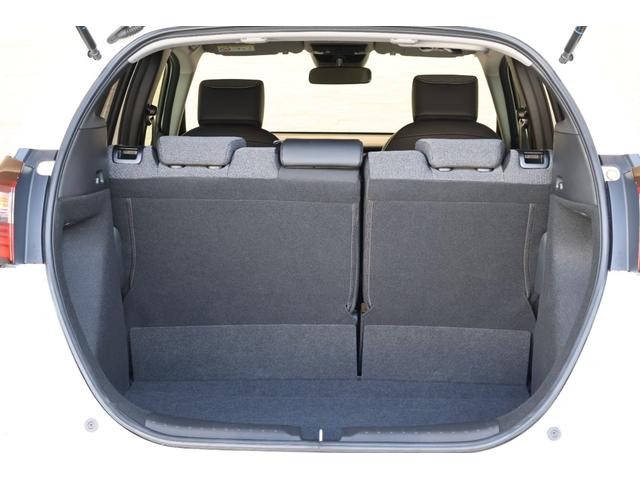 フィット ホーム レンタアップ 社外ナビ Bカメラ ETC 記録簿 リアカメラ USB接続 AAC 横滑り防止機能 サイドエアバック ワンオーナー車 LEDライト クルーズコントロール パワーウィンドウ スマキー(17枚目)