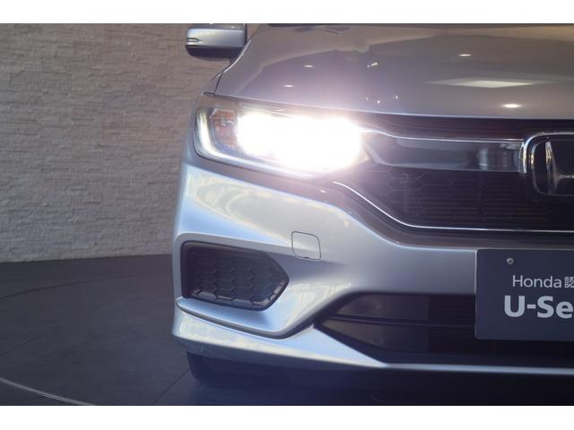 グレイス ハイブリッドＬＸ　純正ナビ　ＥＴＣ　スマキー２個　ＶＳＡ　衝突被害軽減システム　スマートキ　ＤＶＤ　ＬＥＤヘッドランプ　パワーウインドウ　キーレス　クルーズコントロール　ＡＡＣ　横滑り防止機能　ＡＢＳ　Ｉストップ（23枚目）