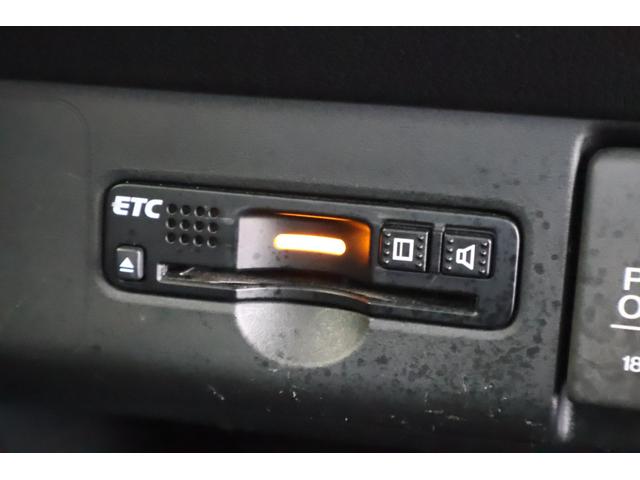 Ｎ－ＯＮＥ モデューロＸ　純ナビ　ツートンカラー　社外マフラー（フジツボ）　ＥＴＣ　純正アルミ　盗難防止システム　ナビＴＶ　ワンセグ　Ｒカメラ　ＶＳＡ　ＤＶＤ　オートクルーズ　ターボ　エアコン　キーレス　スマートキー　ＷエアＢ（9枚目）