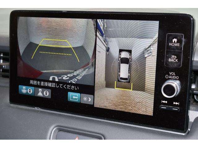 ヴェゼル ｅ：ＨＥＶＺ　純ナビ　ＥＴＣ　ワイアレス充電　パワーテールゲート　全周囲カメラ　ハンドルヒーター　Ｗシートヒーター　衝突回避支援ブレーキ機能　パノラミックビューモニター　１オナ　スマキ　エアバッグ　ＬＤＡ　追従（8枚目）