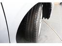 タイヤサイズは185/65R15です。