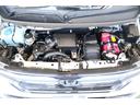 エンジンルームもとても綺麗な車両です。