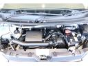 エンジンルームもとても綺麗な車両です。