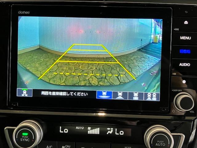 インサイト ＥＸ　ホンダセンシング　メモリーナビ　レザー　後カメラ　シートヒータ　オートエアコン　フルセグテレビ　サイドエアバック　パワーウィンドウ　スマ－トキ－　盗難防止システム　キーレス　クルコン　ナビＴＶ　ＶＳＡ（3枚目）