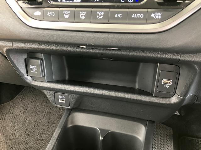 ＷＲ－Ｖ Ｚ　レンタアップ　ホンダセンシング　８インチホンダコネクトナビ　ドラレコ　パドルシフト　アルミホイール　盗難防止装置　誤発進抑制　Ｒカメラ　ＥＳＣ　ＬＥＤライト　ＡＢＳ　ＥＴＣ　パワーウィンドウ　キーレス（19枚目）