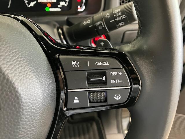 ステップワゴン ｅ：ＨＥＶスパーダ　１１．４インチホンダコネクトナビ　ブラインドスポット　前後ドラレコ　７人乗り　オットマン　フルセグＴＶ　Ｂｌｕｅｔｏｏｔｈ対応　ホンダセンシング　デュアルエアコン　フルオートエアコン　ＥＳＣ　イモビ（20枚目）