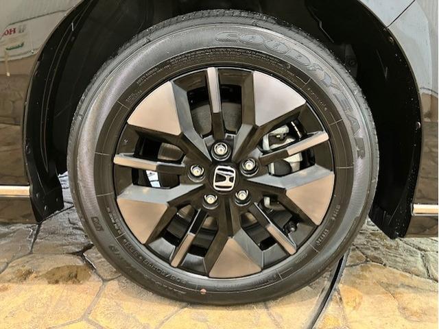 ステップワゴン ｅ：ＨＥＶスパーダ　１１．４インチホンダコネクトナビ　ブラインドスポット　前後ドラレコ　７人乗り　オットマン　フルセグＴＶ　Ｂｌｕｅｔｏｏｔｈ対応　ホンダセンシング　デュアルエアコン　フルオートエアコン　ＥＳＣ　イモビ（36枚目）