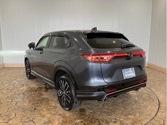 ヴェゼル e:HEVZ 無限スタイリング3点セット ホンダセンシング ホンダコネクトディスプレイ アドバンスドルームミラー リアドラレコ ブラインドスポット 後退出庫サポート 衝突回避支援ブレーキ機能 スマキ Pトランク(13枚目)