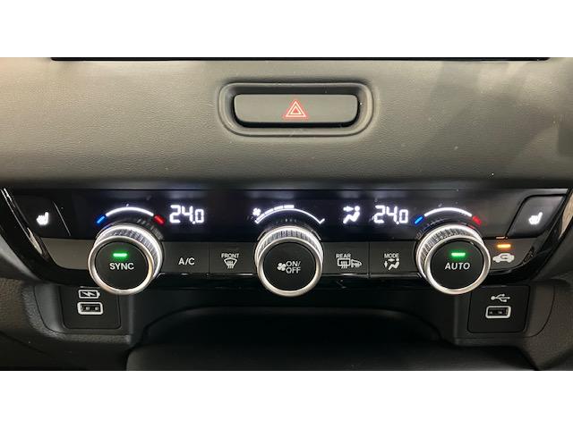 ヴェゼル e:HEVZ 無限スタイリング3点セット ホンダセンシング ホンダコネクトディスプレイ アドバンスドルームミラー リアドラレコ ブラインドスポット 後退出庫サポート 衝突回避支援ブレーキ機能 スマキ Pトランク(22枚目)