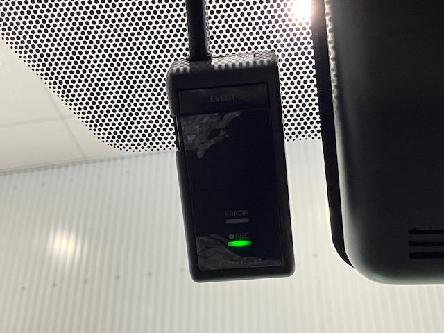 ヤリスクロス Ｚ　メモリーナビ　ドラレコ　ＥＴＣ　アルミホイール　Ｂｌｕｅｔｏｏｔｈ対応　シートヒーター　バックモニタ　横滑り防止システム　シートＨ　イモビ　クルーズＣ　エアコン　スマートキ－　キーフリー　パワステ（3枚目）