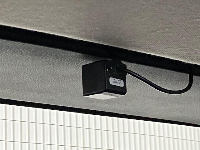 ヴェゼル ハイブリッドＸ・ホンダセンシング　メモリーナビ　前後ドラレコ　アルミホイール　ＥＴＣ　ＣＤ・ＤＶＤ再生対応　パドルシフト　バックカメラ　地デジ　Ａクルーズ　Ｂモニ　スマキー　オートエアコン　ＶＳＡ　ＬＥＤヘッドライト　ＡＢＳ　ナビＴＶ（8枚目）