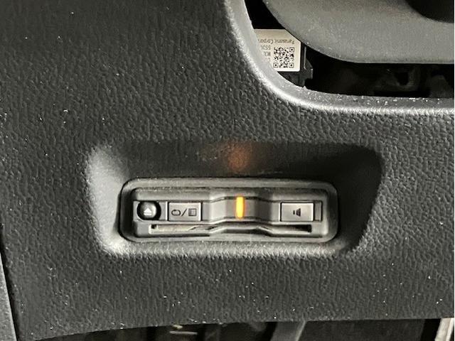フィット ベーシック 8インチベーシックインターナビ ホンダセンシング アイスト 衝突軽減 DVD再生 VSA 地デジ オートエアコン ETC車載器 イモビライザー クルーズコントロール スマートキー パワーステアリング(17枚目)