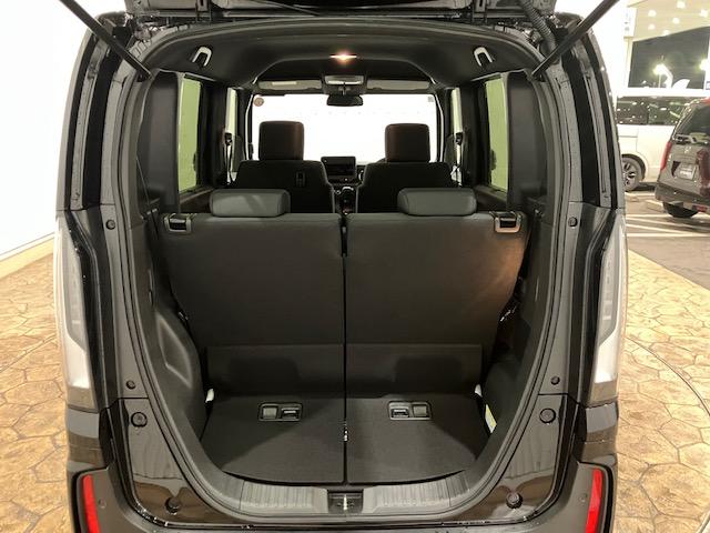 N-BOXカスタム ベースグレード 届出済未使用車 4WD ホンダセンシング シートヒーター 前後誤発進抑制 Iストップ オートエアコン LEDヘッド 盗難防止装置 エアバック スマートキー キーレス オートクルーズコントロール(24枚目)