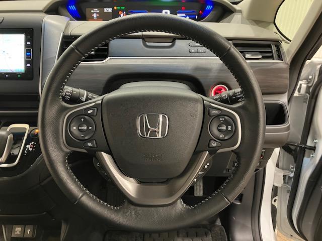 フリードハイブリッド ハイブリッド・G 6人乗り メモリーナビ 両側パワースライドドア 両電動ドア クルコン スマキー パワーステアリング LEDライト フルセグTV ETC付 フルオートエアコン Bカメラ 盗難防止システム シートH(10枚目)