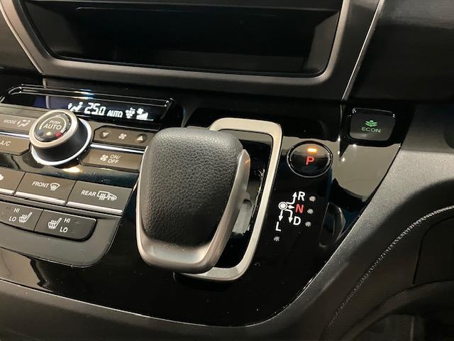 フリードハイブリッド ハイブリッド・G 6人乗り メモリーナビ 両側パワースライドドア 両電動ドア クルコン スマキー パワーステアリング LEDライト フルセグTV ETC付 フルオートエアコン Bカメラ 盗難防止システム シートH(20枚目)