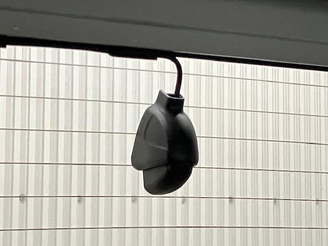 フリードハイブリッド ハイブリッド・Ｇホンダセンシング　６人乗り　メモリーナビ　前後ドラレコ　軽減ブレーキ　キーフリーシステム　ＤＶＤ再生可能　ＥＣＯＮ　後カメラ　Ａクルーズ　地デジフルセグＴＶ　ＬＥＤヘッドランプ　横滑防止　ドライブレコーダ　３列シート（8枚目）