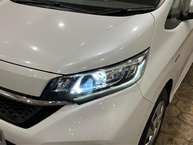 フリードハイブリッド ハイブリッド・Ｇホンダセンシング　６人乗り　メモリーナビ　前後ドラレコ　軽減ブレーキ　キーフリーシステム　ＤＶＤ再生可能　ＥＣＯＮ　後カメラ　Ａクルーズ　地デジフルセグＴＶ　ＬＥＤヘッドランプ　横滑防止　ドライブレコーダ　３列シート（18枚目）