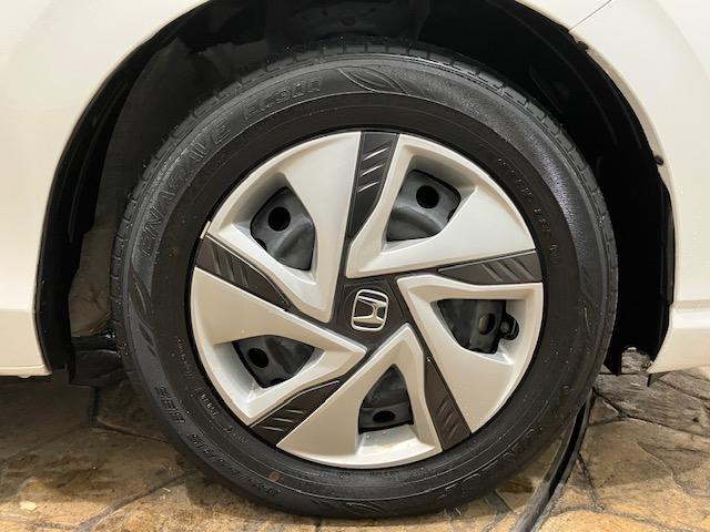 フリードハイブリッド ハイブリッド・Ｇホンダセンシング　６人乗り　メモリーナビ　前後ドラレコ　軽減ブレーキ　キーフリーシステム　ＤＶＤ再生可能　ＥＣＯＮ　後カメラ　Ａクルーズ　地デジフルセグＴＶ　ＬＥＤヘッドランプ　横滑防止　ドライブレコーダ　３列シート（31枚目）